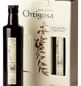 Aceite de Oliva Virgen Extra · 80% arbequina y 20% arróniz · Estuche 3 × 0,5 l